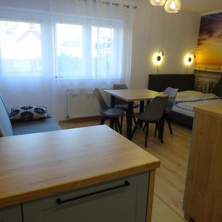 Apartamenty Gosciniec Re-Max Mrzeżyno Eksteriør billede