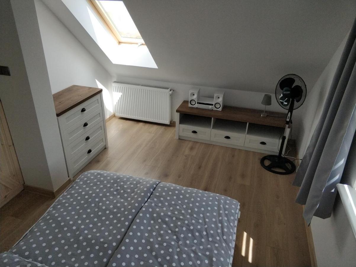 Apartamenty Gosciniec Re-Max Mrzeżyno Eksteriør billede